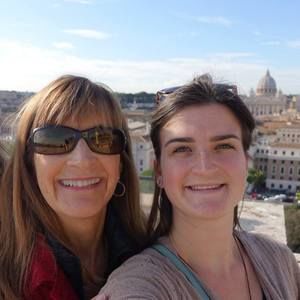 Meet your Posher, Michaela